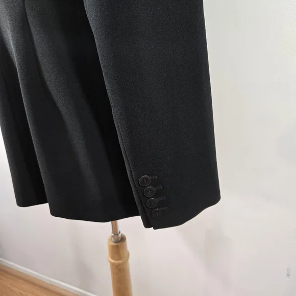 Kate Hill Black 2 Button Shoulder Pad Jacket Blazer size 12 - Picture 6 of 10